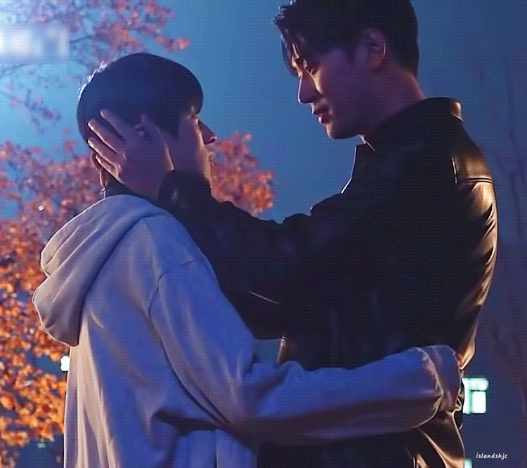 WhKNlj