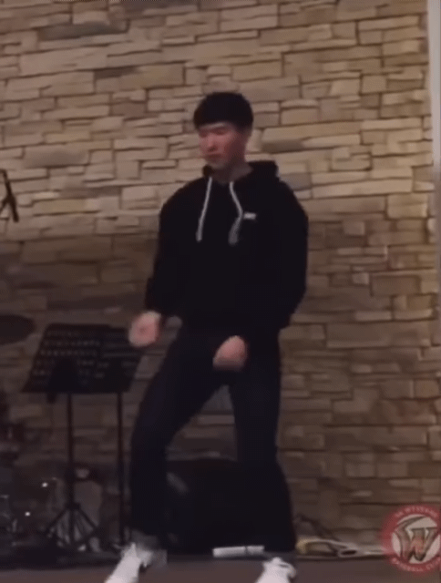 uvpZyX