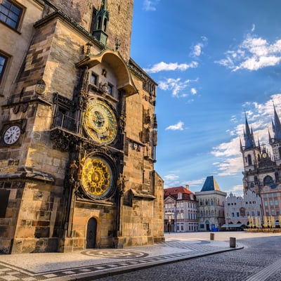 Prague’s Astronomical Clock in Old Town Square, symbolizing the importance of early planning and timing when preparing a student tour with Blue Dot.