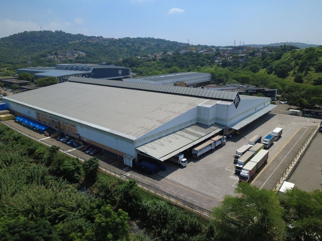 17 323m² Warehouse For Lease In Riverhorse Valley