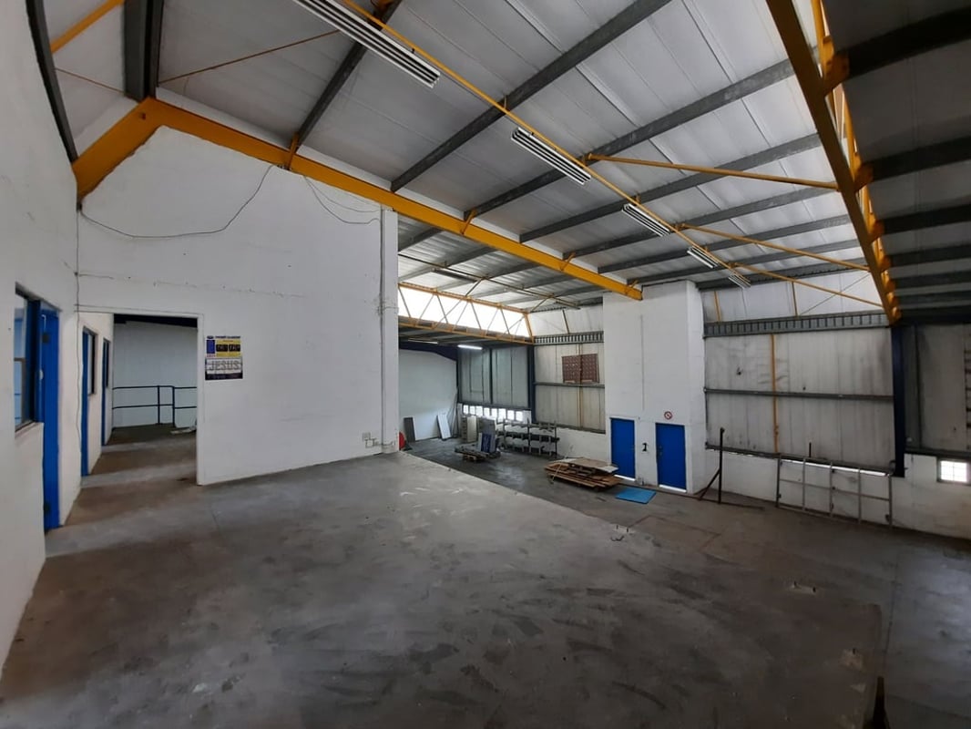 491m² Warehouse For Lease in Glen Anil