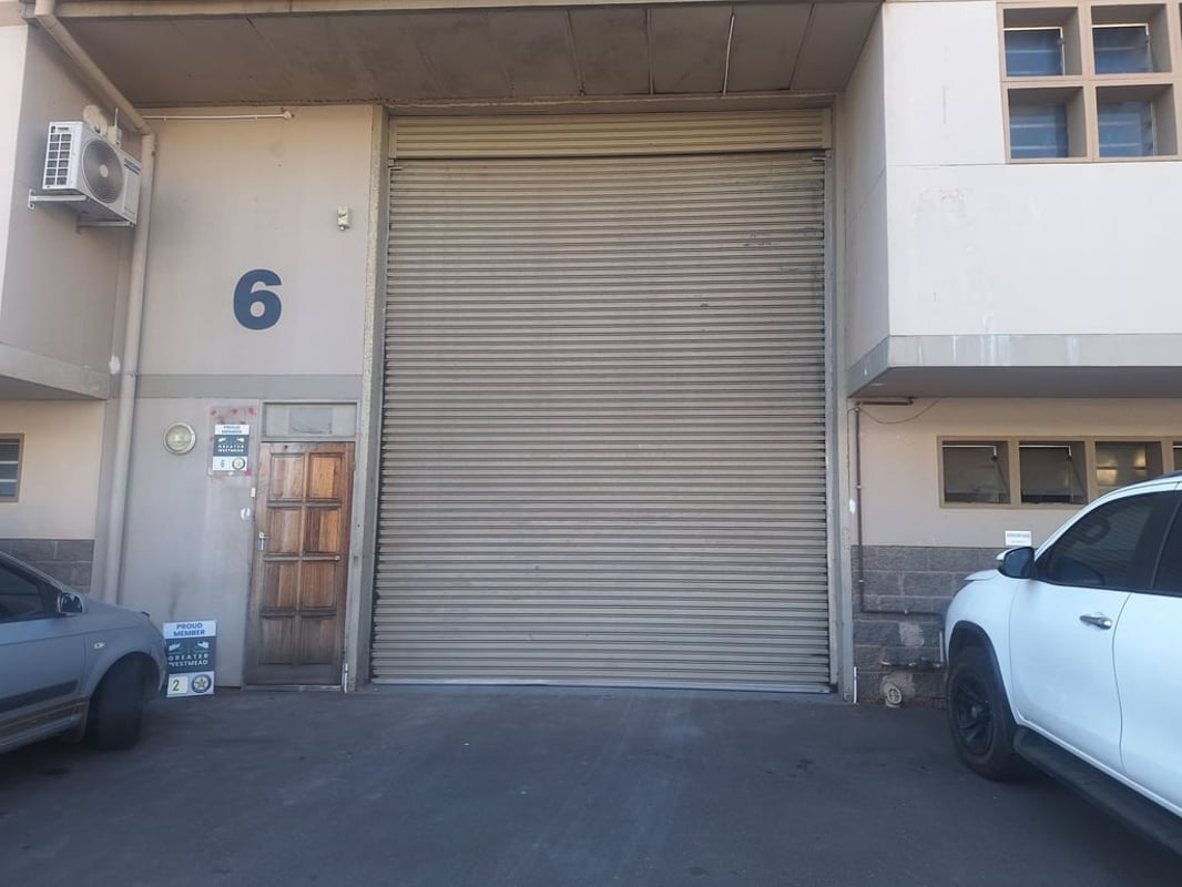 368m Warehouse For Lease In Westmead