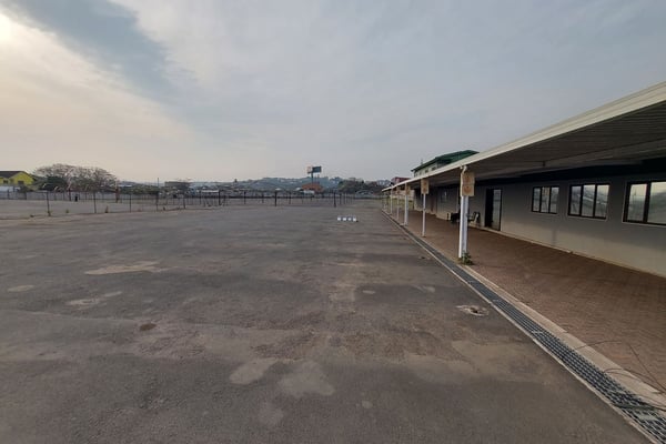 7000m² Yard For Lease in Springfield — image 3