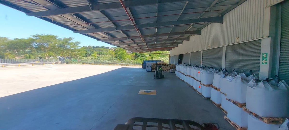 17 323m² Warehouse For Lease In Riverhorse Valley