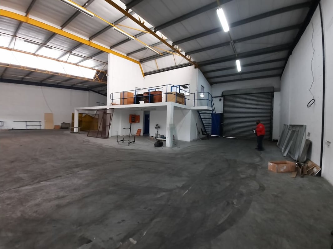 491m² Warehouse For Lease in Glen Anil