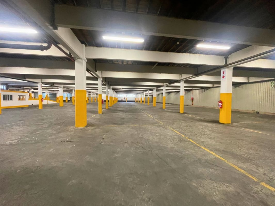 3 470m² Warehouse to Let in Mobeni, Durban