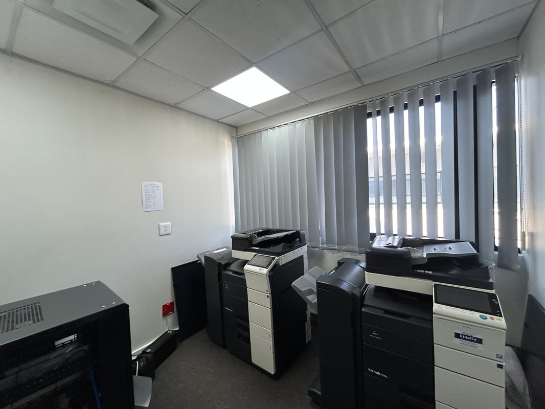 350m² Office To Let In Westway Office Park, Westville