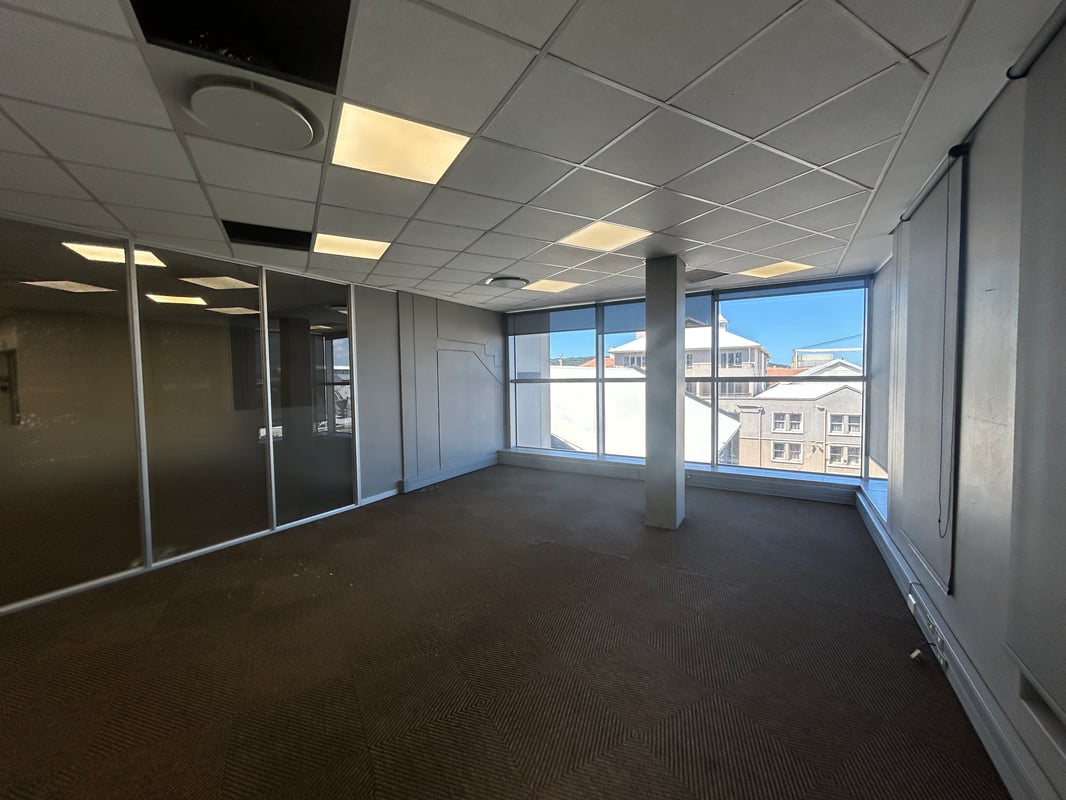 412m² Office For Sale in Point Waterfront, Durban