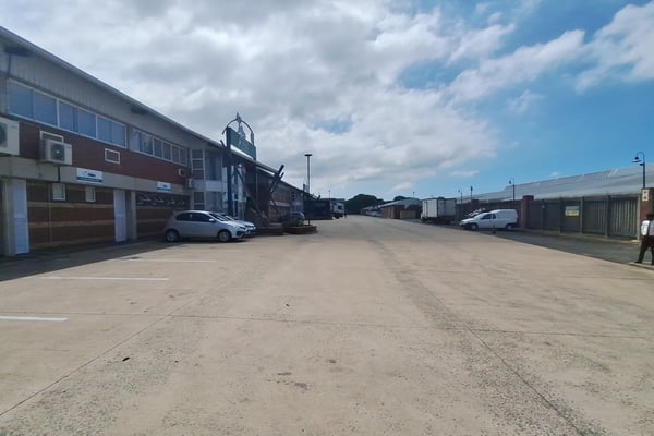 3301m² Warehouse To Let in New Germany — image 6