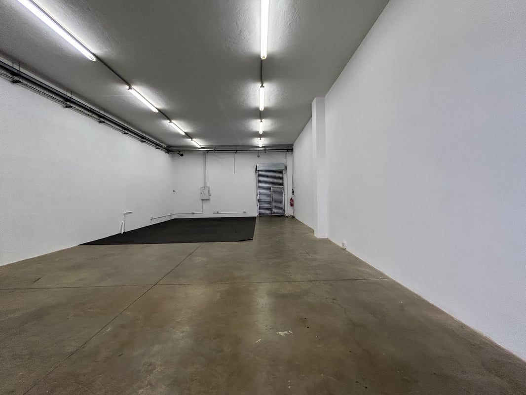 134m² Service and Industrial Unit To Let – Lillies Quarter Lifestyle Centre, Hillcrest