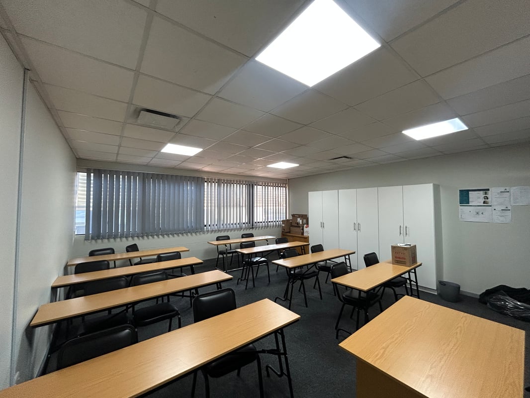 350m² Office To Let In Westway Office Park, Westville