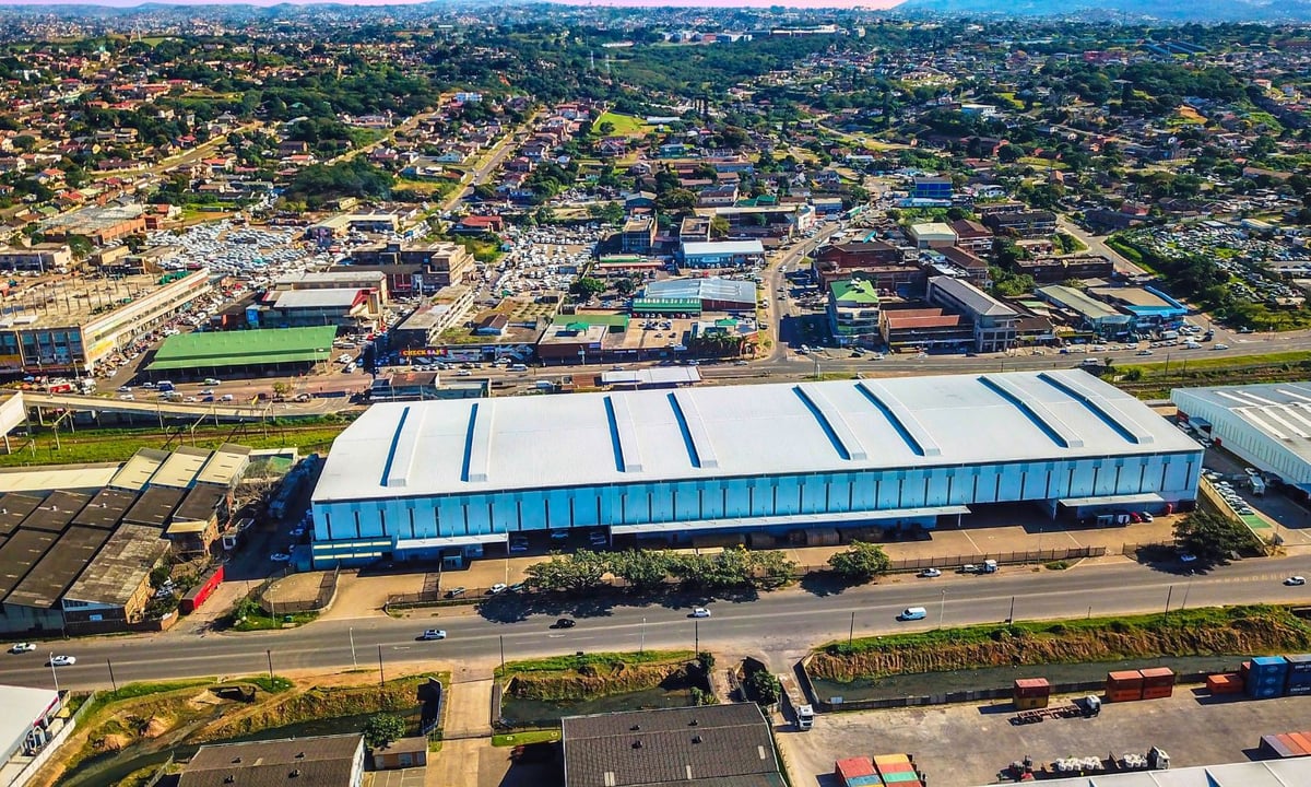 15 716m² Premium Logistics & Distribution Warehouse To Let – Prospecton