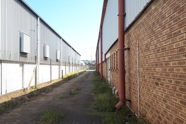 3500m² Standalone Warehouse For Sale in Springfield  — image 4