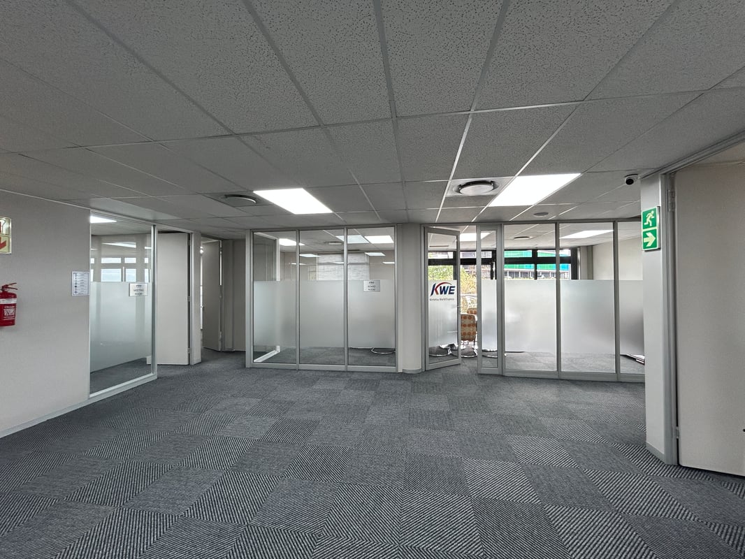 337m² Office To Let In Westway Office Park, Westville