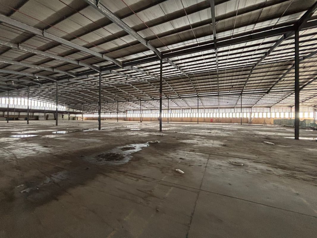 11 018m² Logistics and Warehousing Facility To Let in Mobeni