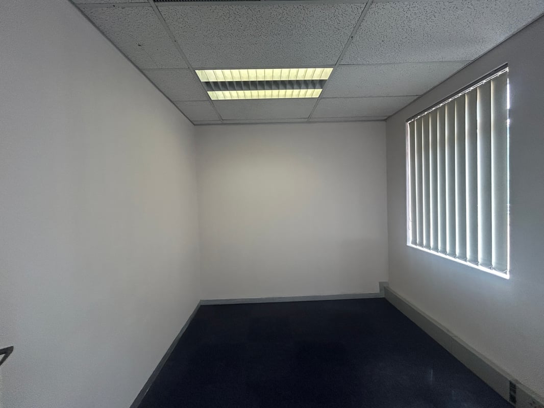 230m² Ground Floor Office To Let in Trosvale Office Park, Umhlanga