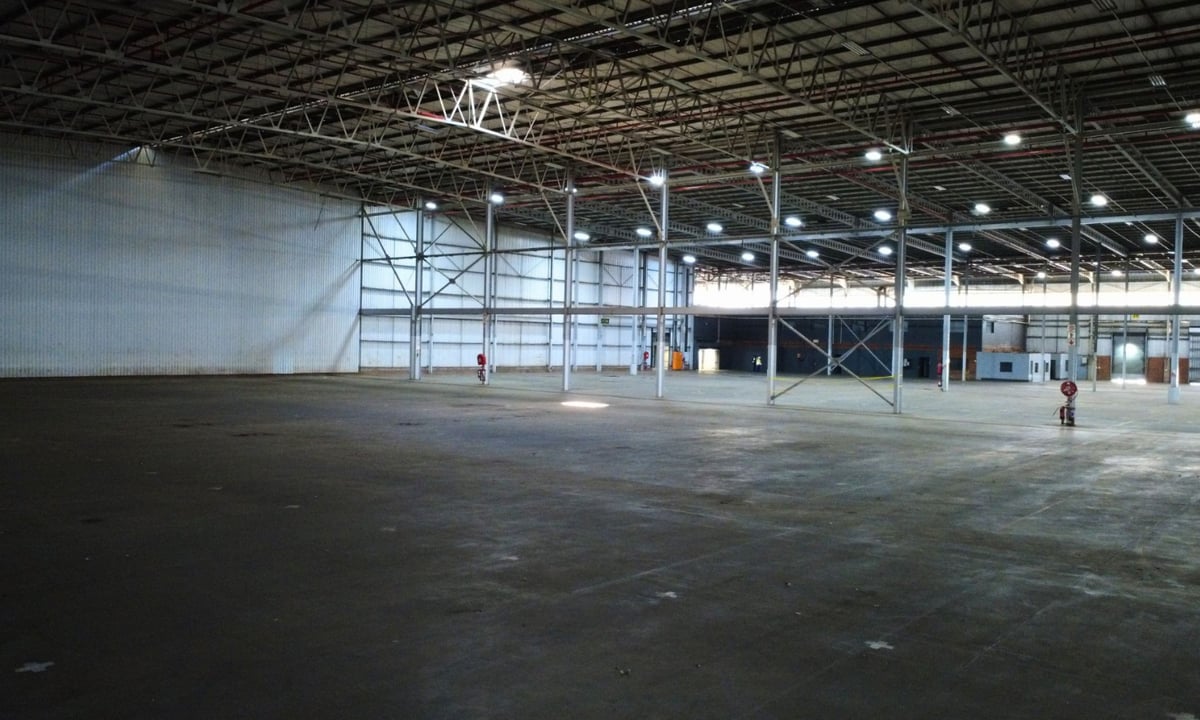 14 163m² Warehouse To Let in Prospecton