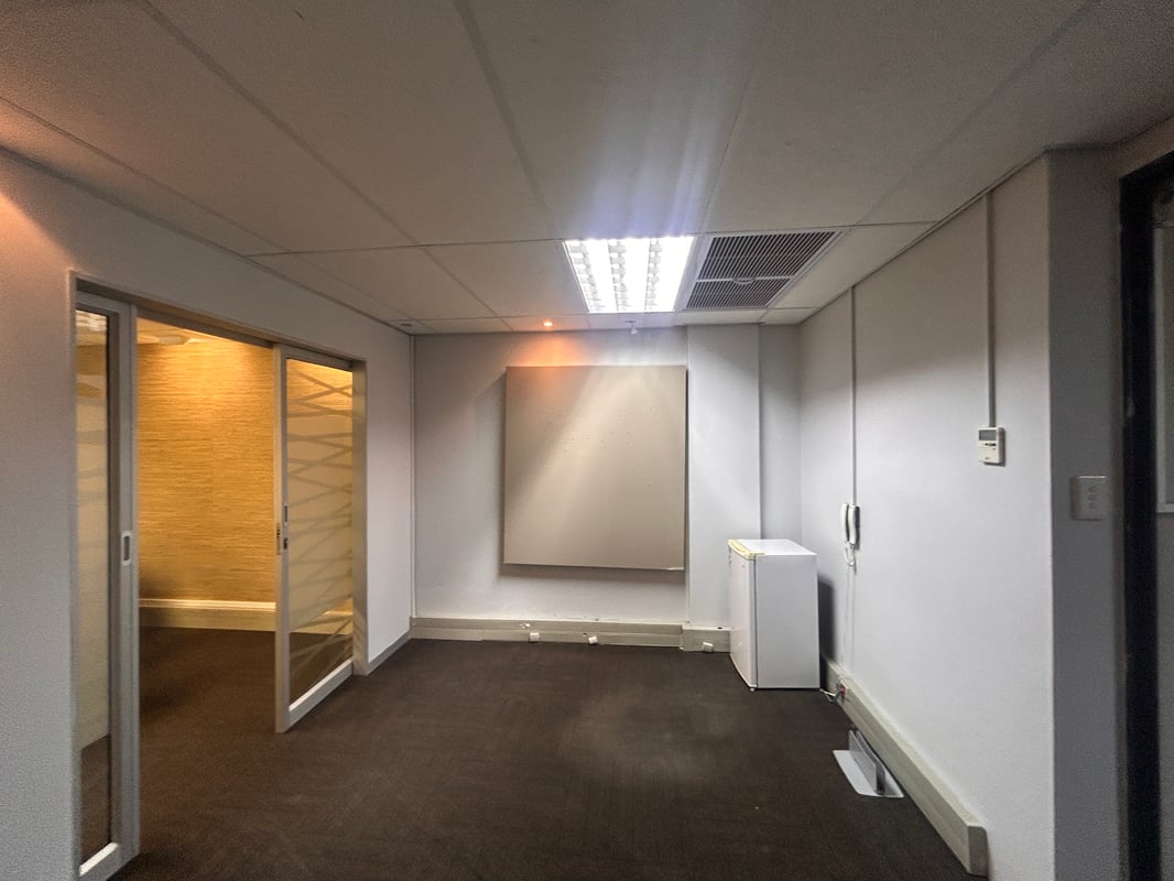 125m² Office To Let in Westville 