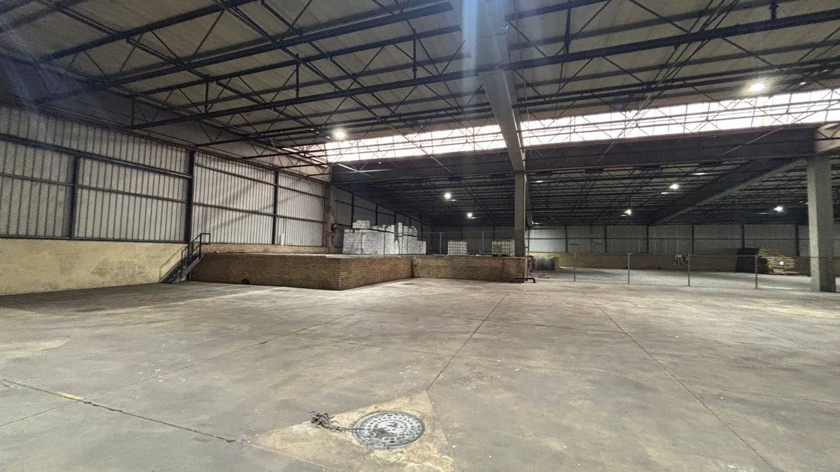 8 029m² Warehouse Available For Lease in Mobeni