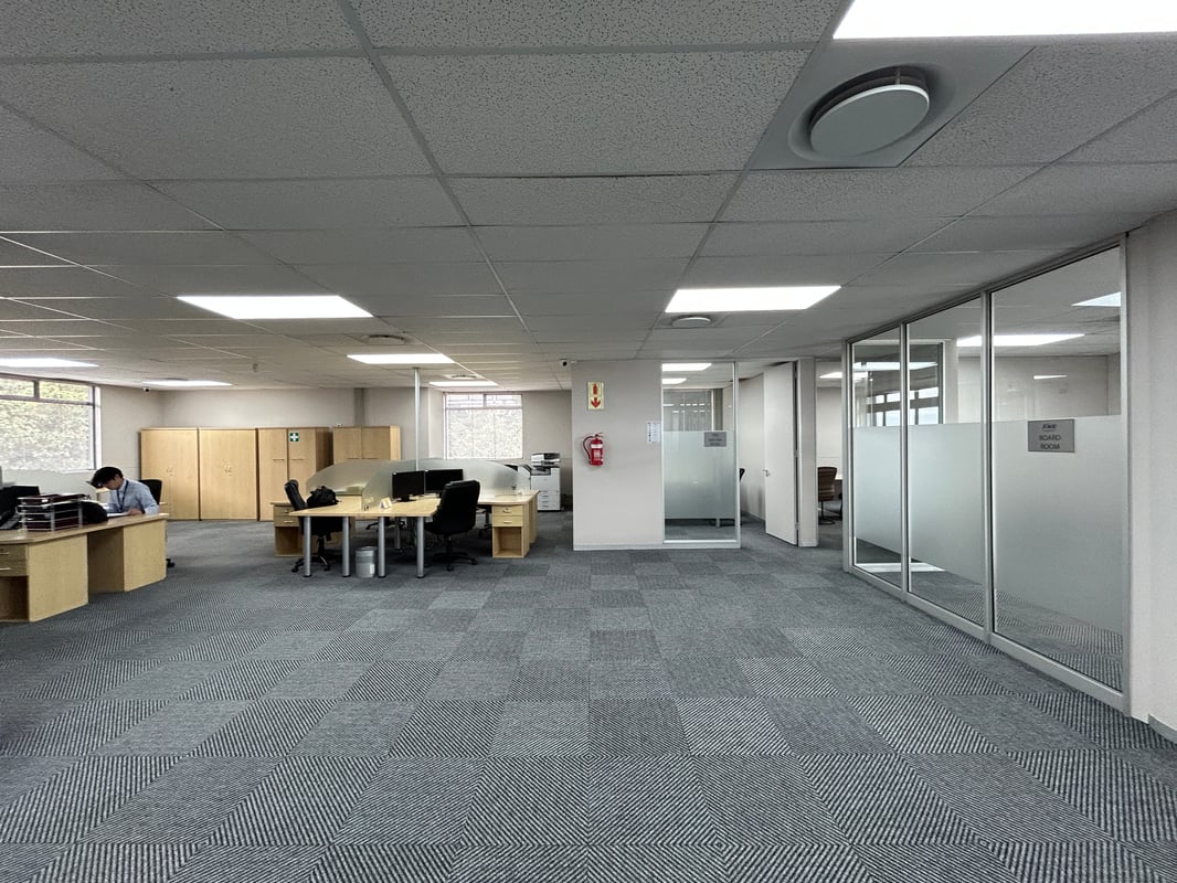 337m² Office To Let In Westway Office Park, Westville