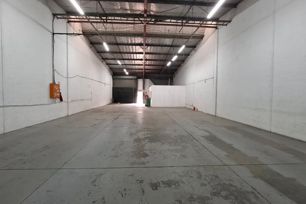 321m² Warehouse To Let in Springfield Industrial — image 5