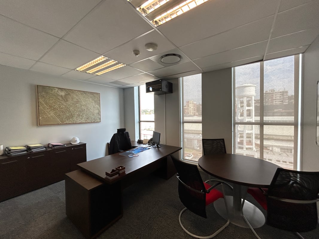 261m² Office To Let In The Lion Match Office Park 