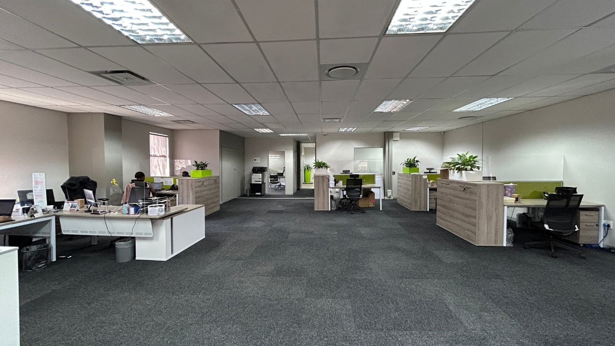 330m² Office Unit To Let in Central Westville