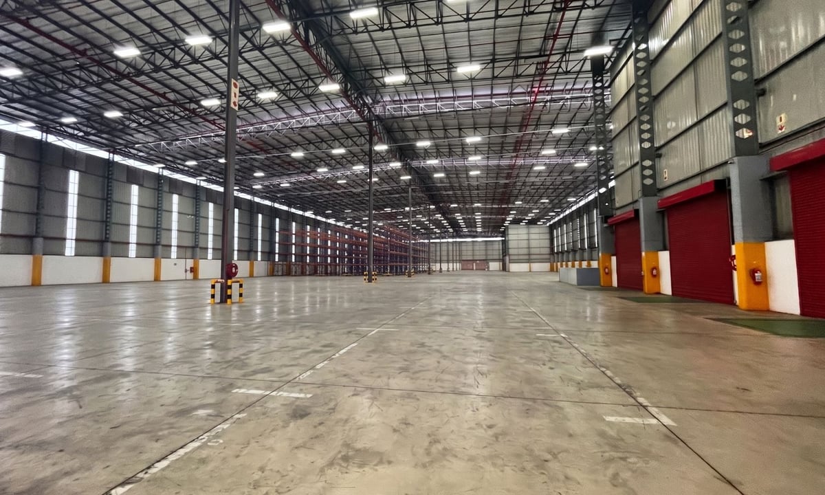 15 716m² Premium Logistics & Distribution Warehouse To Let – Prospecton