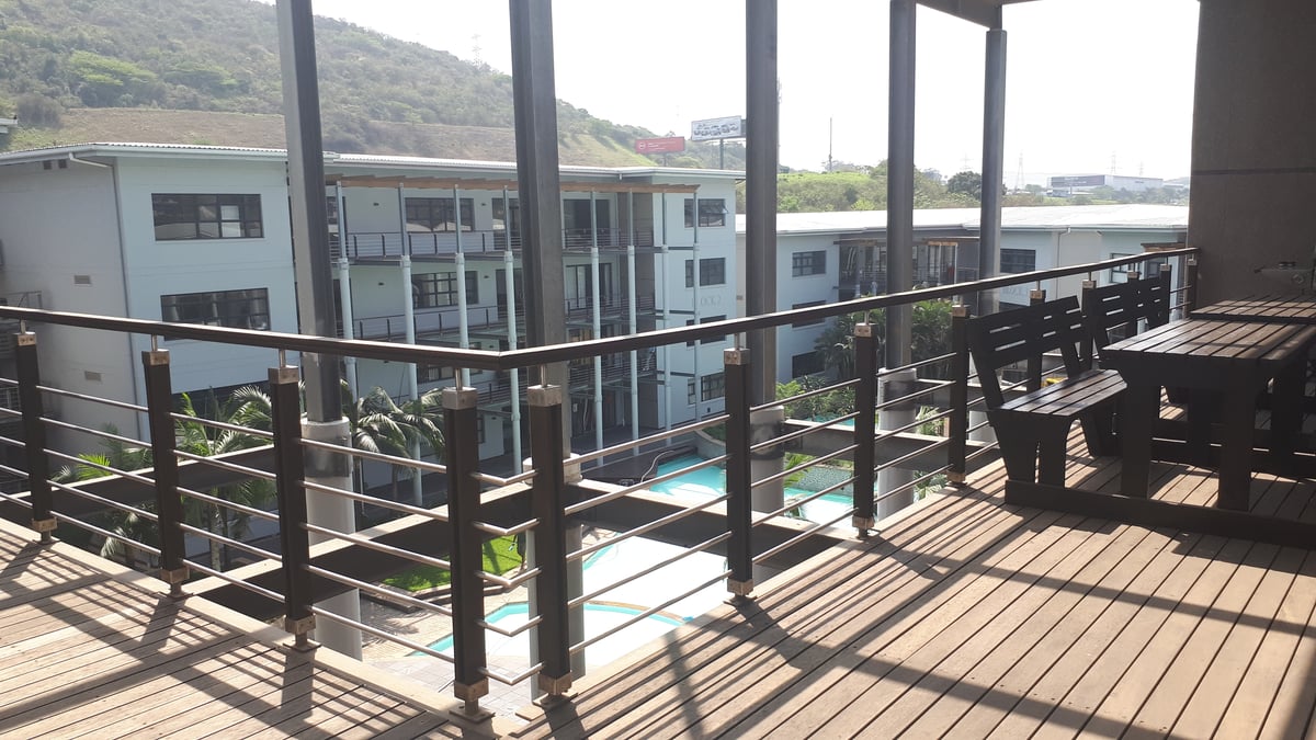 946m² Office For Sale in Riverhorse Valley