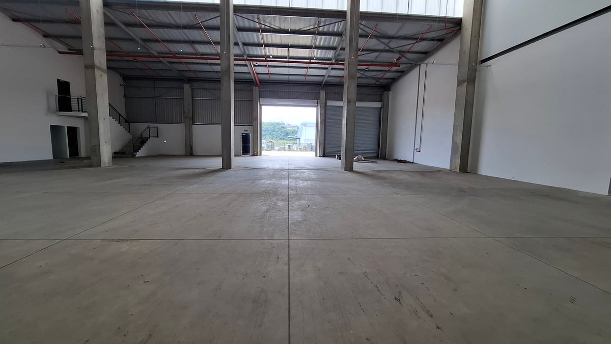 19 032m² Warehouse for Sale in Cornubia