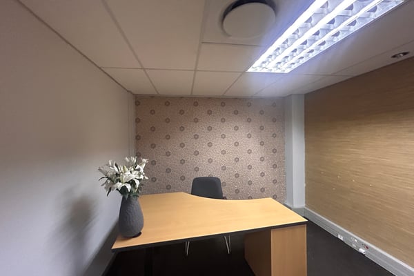 125m² Office To Let in Westville  — image 5