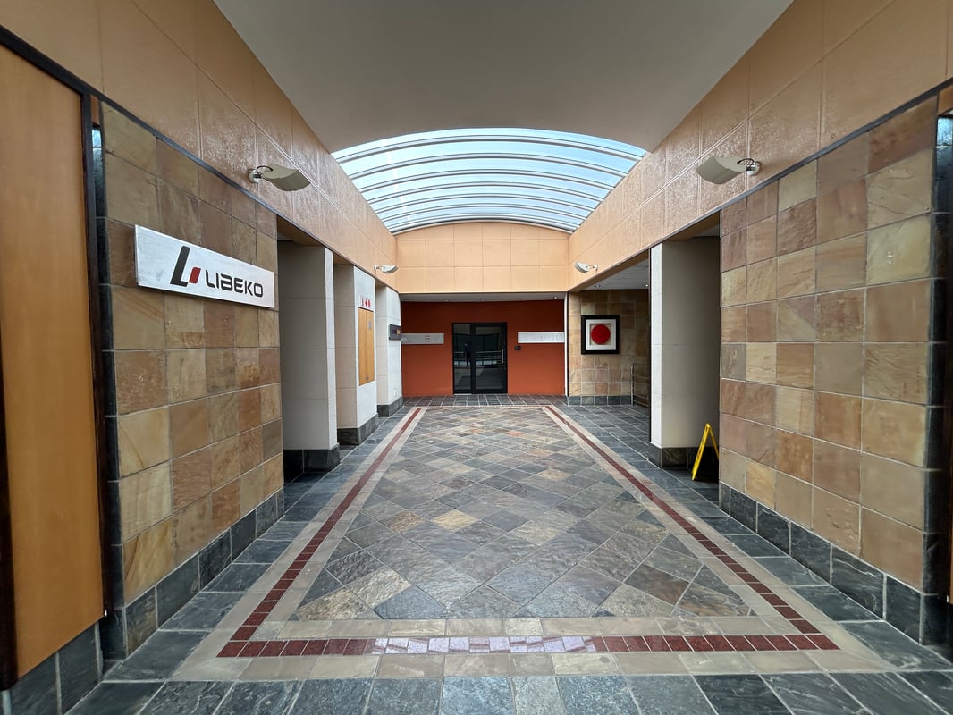 213m² Office To Let in Westville