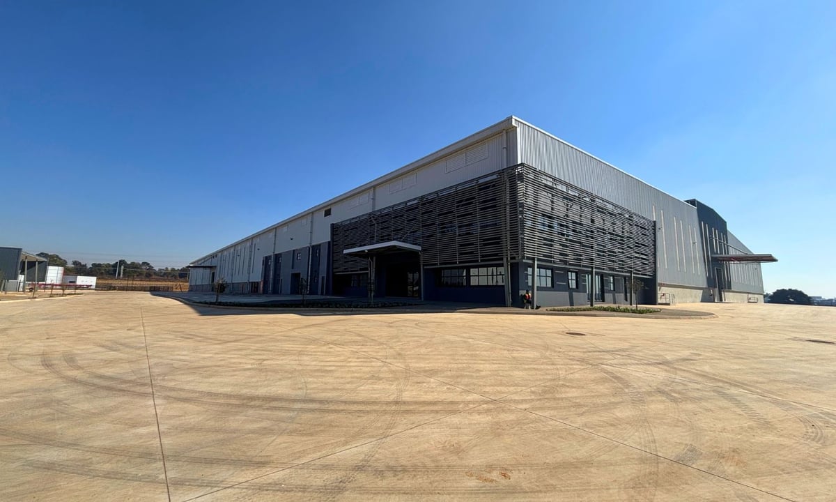 22 455m² Logistics Warehouse To Let, Kempton Park, Gauteng 