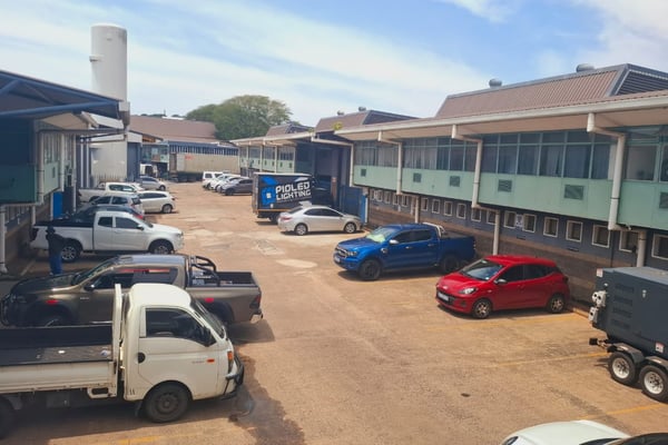 745m² Warehouse For Lease in Glen Anil — image 4