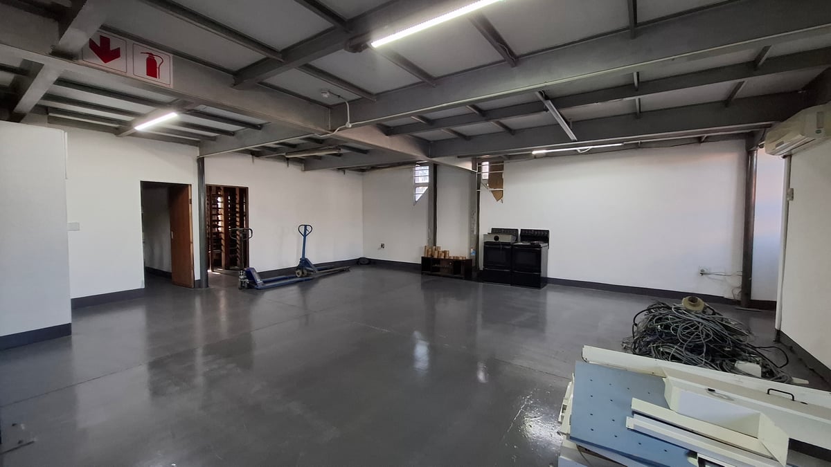845m² Standalone Warehouse For Sale in Clairwood