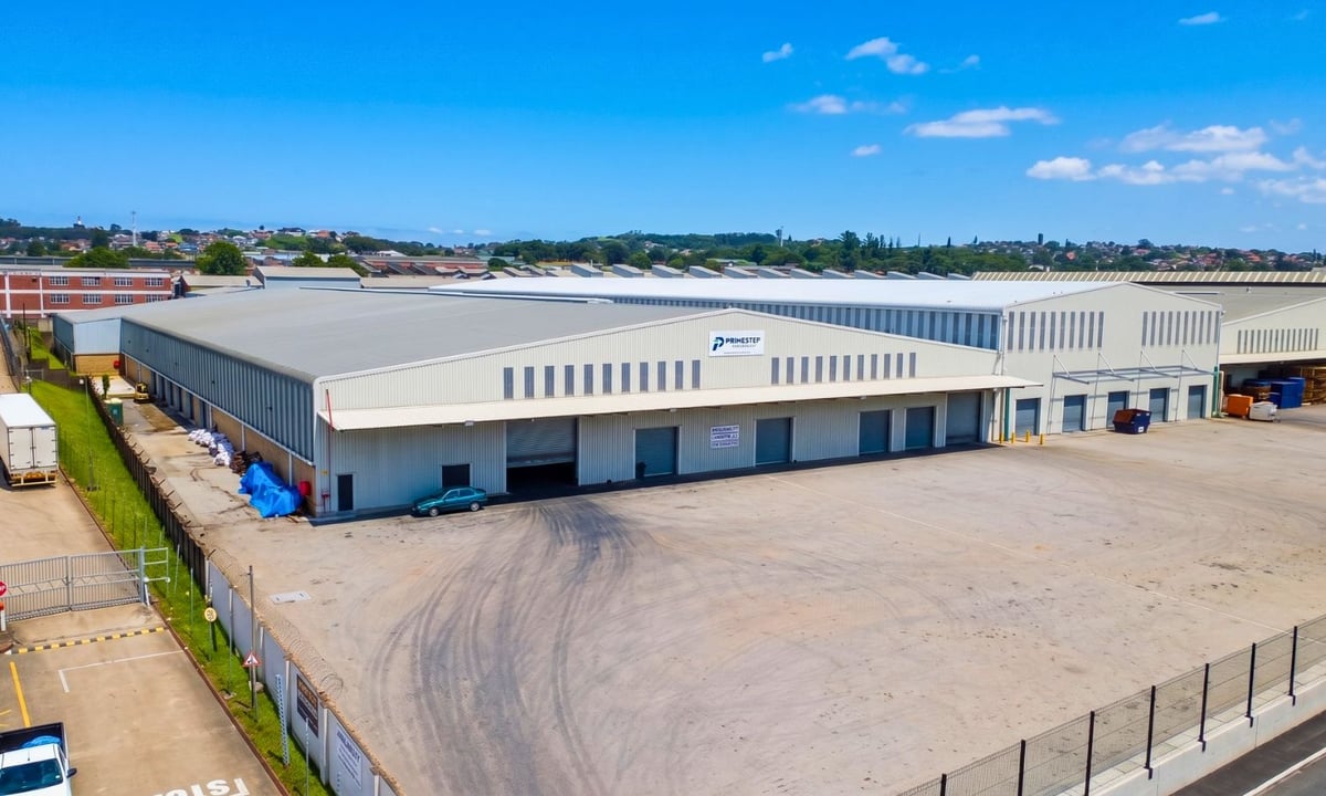24 633m² Logistics and Warehousing Facility To Let in Mobeni