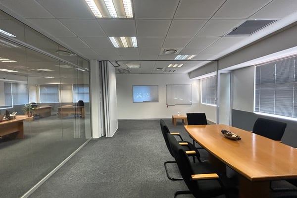 144m² Office To Let in Westville — image 6