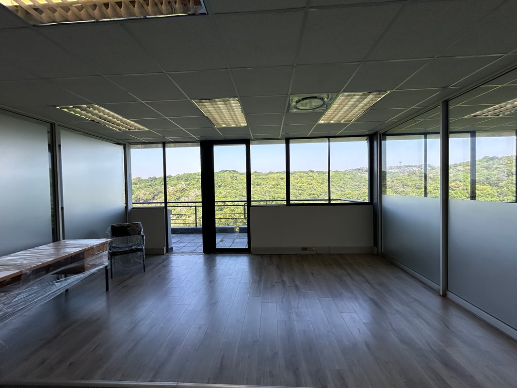 264m² Office To Let In Westway Office Park, Westville
