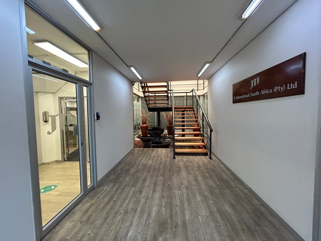 395m² Office To Let in Westville