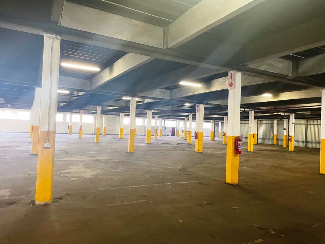 5685m² Warehouse to Let in Mobeni, Durban