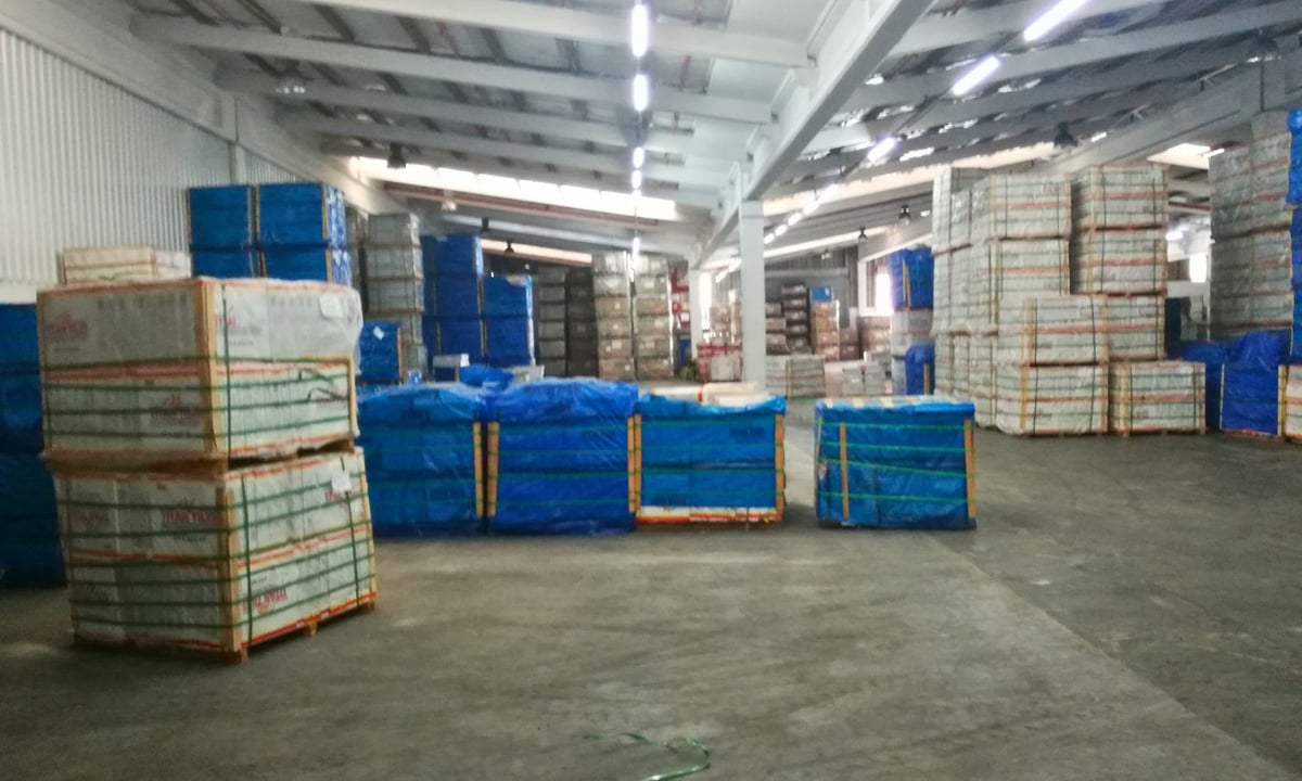 2 157m² Warehouse For Sale in New Germany