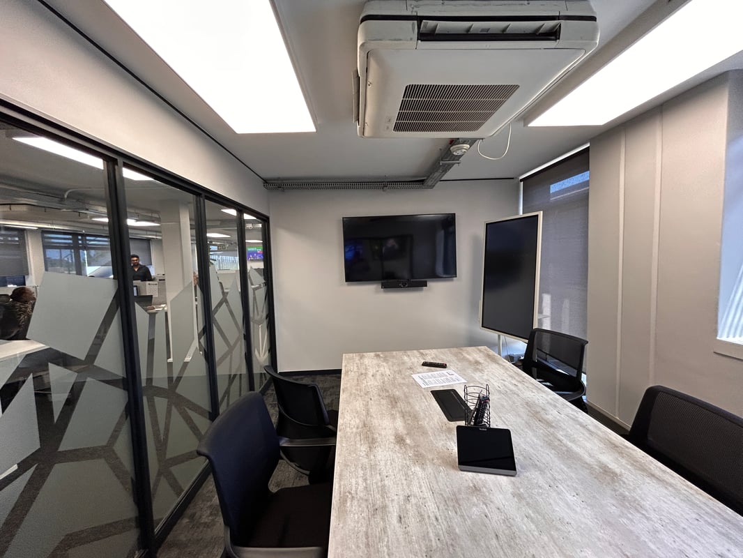 753m² Office To Let In Essex Gardens Office Park