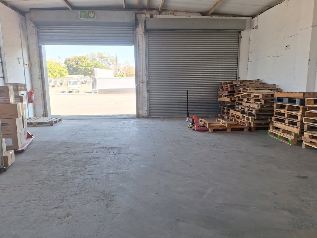 1,485m² Warehouse to Let in New Germany