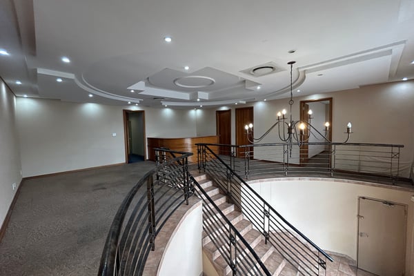 650m² Office to Let in Westville — image 3