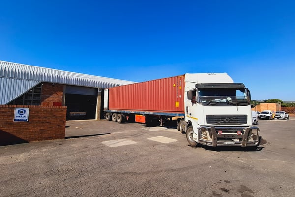 327m² Warehouse For Sale in Springfield Park — image 2