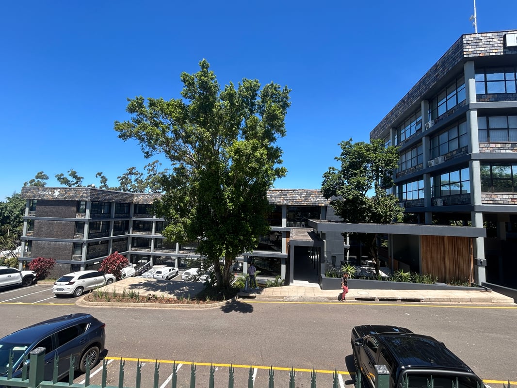 550m² Ground-Floor Office to Let in Westville