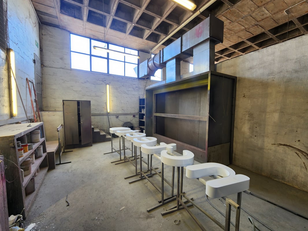 937m² Factory For Sale in Briardene