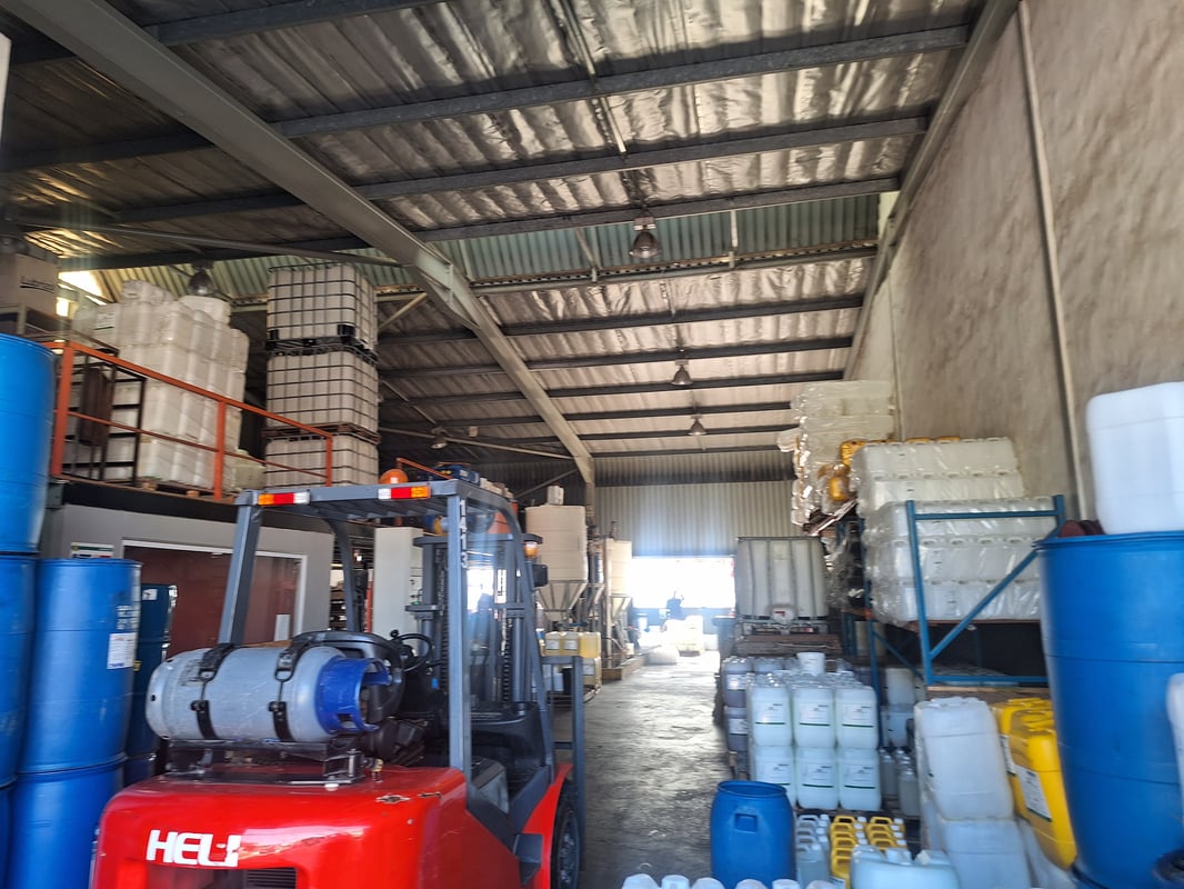537m² Mini Factory To Let in Pinetown