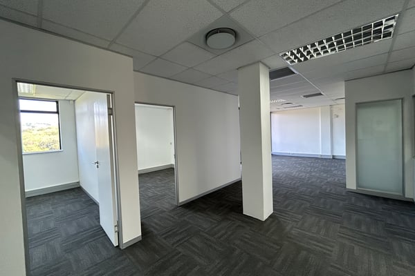 230m² Office for Sale in Westway Office Park — image 3