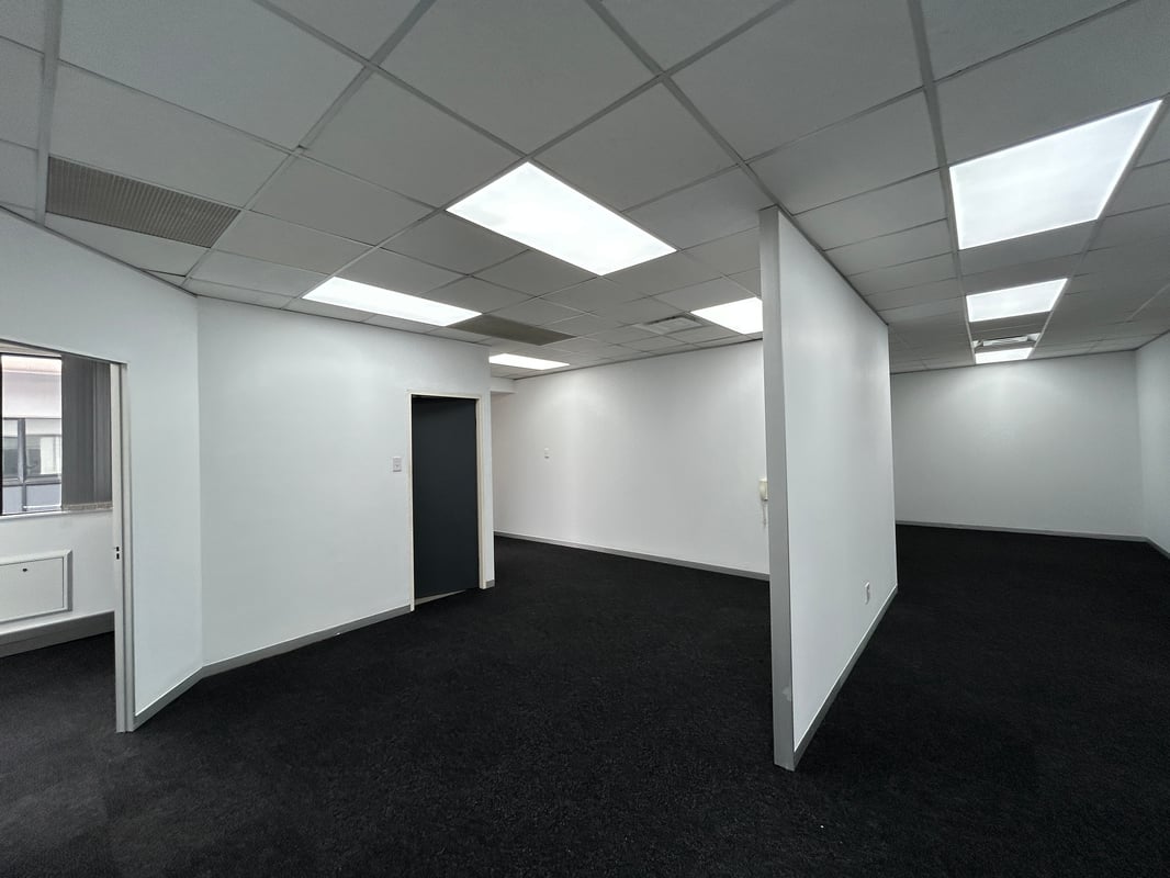 134m² Office Space To Let – Westway Office Park, Westville